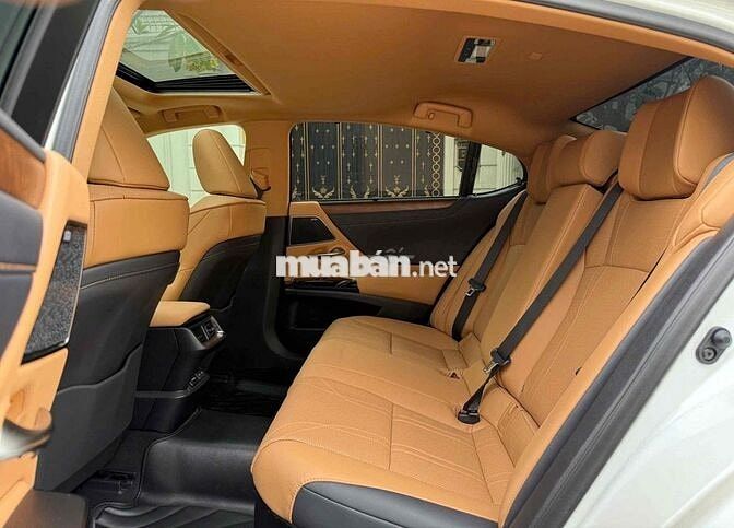 Lexus ES 2023 300H Xăng điện - 21000 km