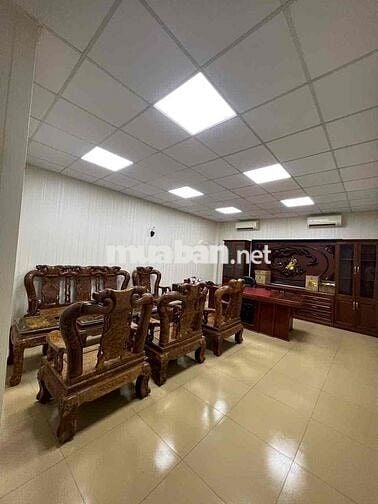 CHO THUÊ MT ĐƯỜNG 17A ĐỐI DIỆN AEON 10X20 3L VỊ TRÍ ĐẸP NHÀ MỚI