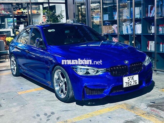 BMW 3 Series 2013 320i - 90000 km