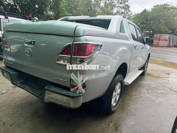 Mazda BT 50 2015 2.2 MT 4WD -