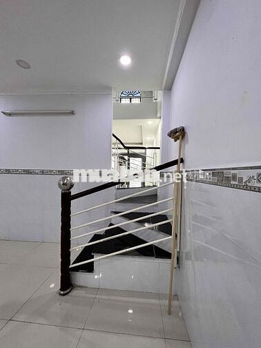 chính chủ cần bán nhà p14 Gvap