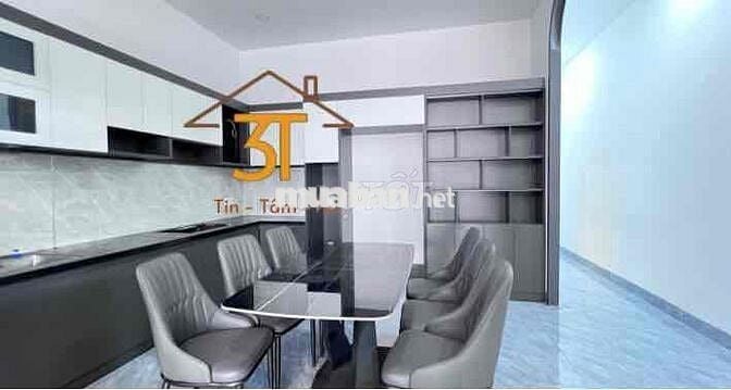 Căn Nhà thuê hẻm 53 Phạm Ngũ Lão Sân bán tải có nội thất