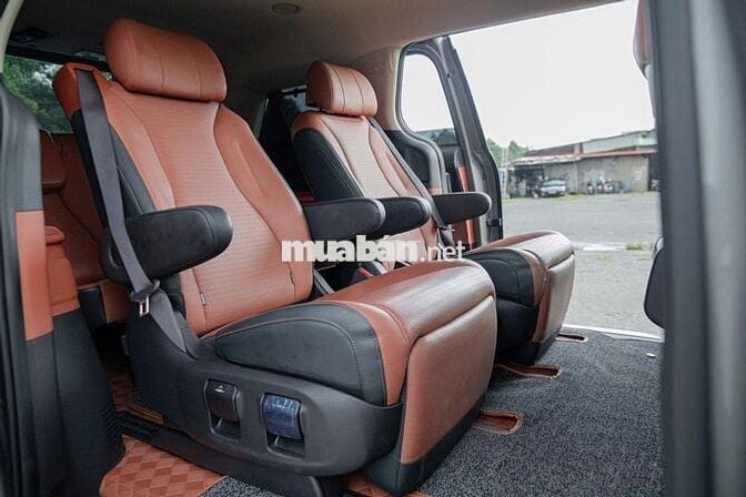Kia Carnival Premium 2024 siêu lướt 22.000km