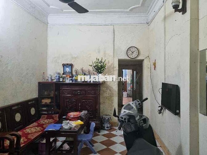 Hồng Hà, ngõ ba gác tránh xe máy, 61.5m2, mặt tiền 3.5m, 8.4 tỷ
