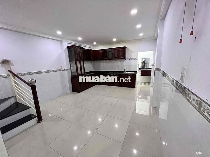 chính chủ cần bán nhà p14 Gvap