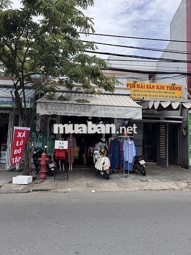Bán đất kèm nhà cấp 4 đầu đường mẹ suốt