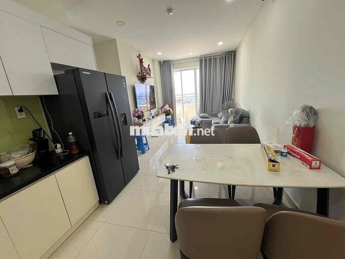 Cho thuê căn góc 3pn 2wc gồm full nội thất giường tủ cc Dreamhome Q8