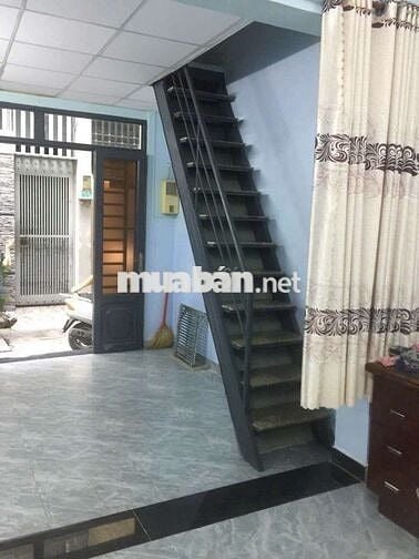 Cho thuê nhà nguyên căn.Đường Cách Mạng Tháng Tám.Phường 11.Quận 3
