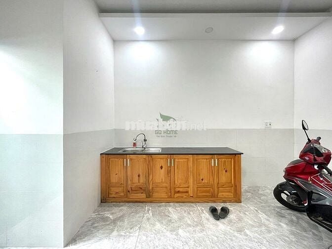 Cho thuê nhà 3 tầng kinh doanh mặt tiền Nam Nha Trang – 24 triệu/tháng