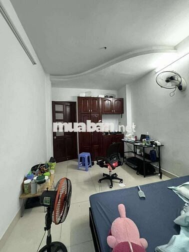 Phường 3, Âu Dương Lân 62 m2 hẻm ba gác nhà đẹp 3 tầng chỉ 4,9 tỷ