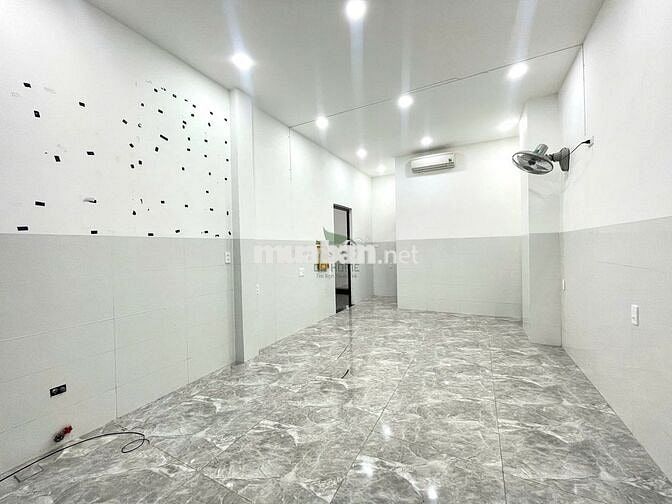 Cho thuê nhà 3 tầng kinh doanh mặt tiền Nam Nha Trang – 24 triệu/tháng