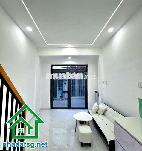 NHÀ MỚI 3 TẦNG - DT: 18M2 – Ô TÔ ĐỖ CỬA – NGAY LUỸ BÁN BÍCH – HOÀ BÌNH