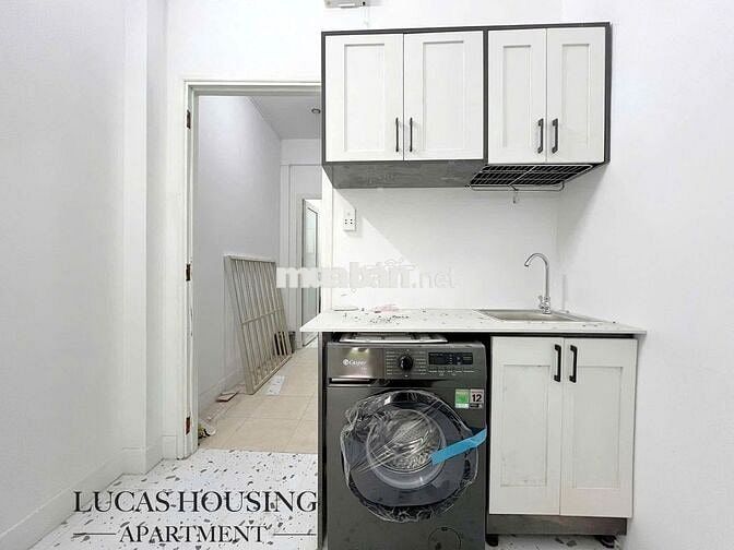 Cho Thuê Căn Hộ 1PN Ban Công ở Nguyễn Văn Thương, Hàng Xanh Bình Thạnh
