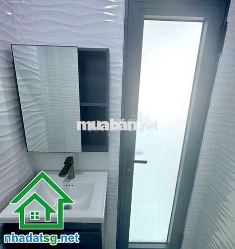 NHÀ MỚI 3 TẦNG - DT: 18M2 – Ô TÔ ĐỖ CỬA – NGAY LUỸ BÁN BÍCH – HOÀ BÌNH