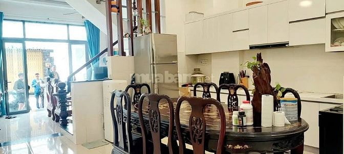 Nhà mặt tiền đường 8A khu Tên Lửa Bình Tân