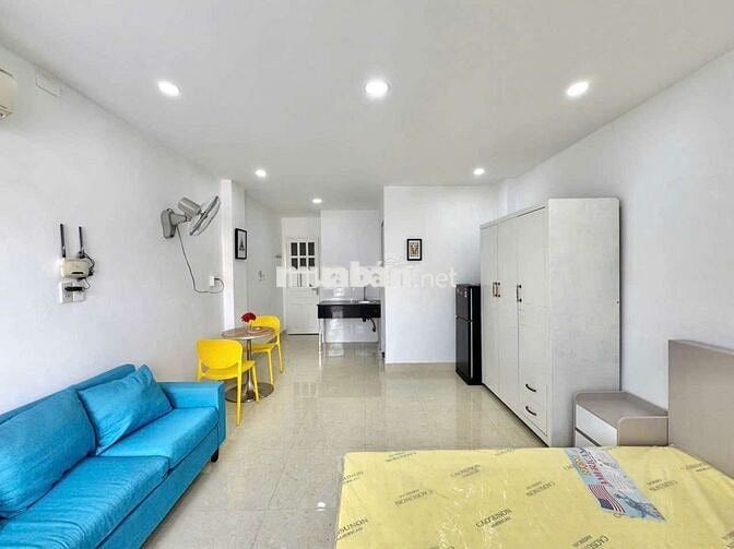 Tòa nhà 13pn có thang máy - Lê Văn Sỹ ,Quận 3