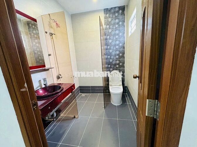 Cho thuê nguyên căn hẻm 1/  4PN2WC Xô viết Nghễ Tĩnh