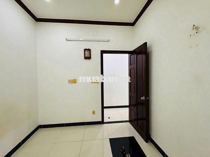 Cho thuê nguyên căn hẻm 1/  4PN2WC Xô viết Nghễ Tĩnh