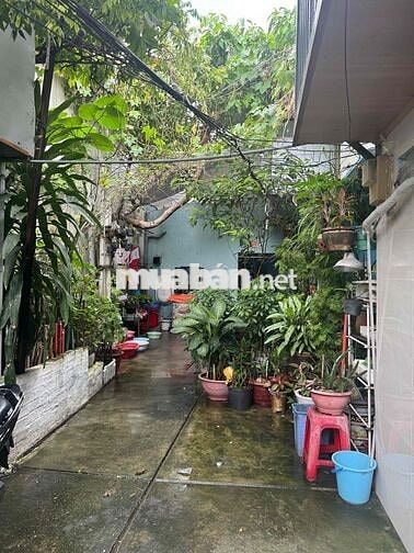Cho thuê nhà H3G Trần Hưng Đạo P NCT Q1