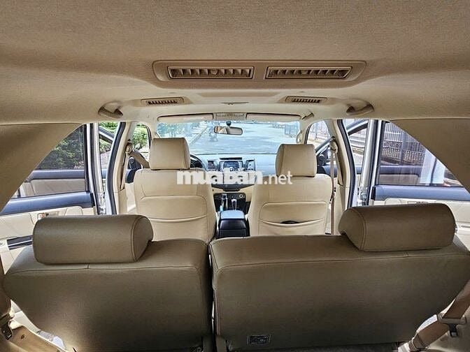 Toyota Fortuner 2.7 AT đăng ký t8/2015, mới 90%