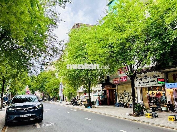 🔥 Nhà mặt tiền Lê Thánh Tôn Q1, 4x20m, Trệt 1 Lầu 1 Gác, giá 80tr