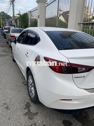 Mazda 3 2017 1.5 AT Sedan - 72000 km