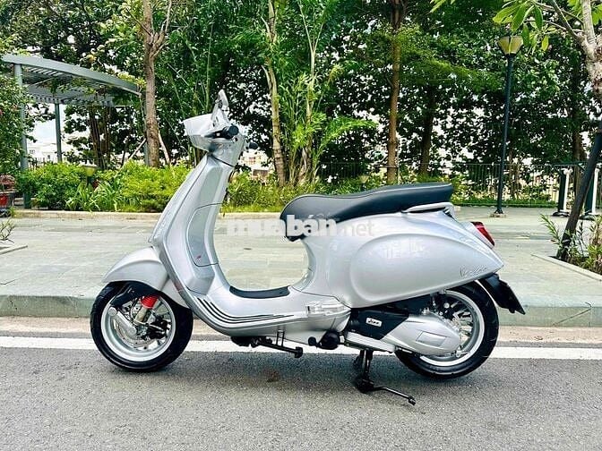 Vespa Sprint S125 bạc porsche đk 4/2024