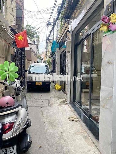 SIÊU PHẨM HIẾM NGAY TRUNG TÂM ẨM THỰC PHAN XÍCH LONG - XE HƠI ĐỖ CỔNG
