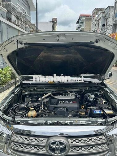 Toyota Fortuner 2011 2.5G 1 Chủ Từ Đầu Cần Bán