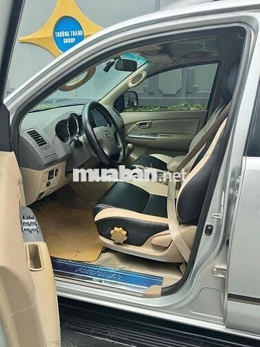 Toyota Fortuner 2011 2.5G 1 Chủ Từ Đầu Cần Bán