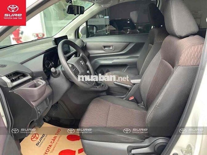 Toyota Avanza Premio 2024 CVT - bảo hành Toyota