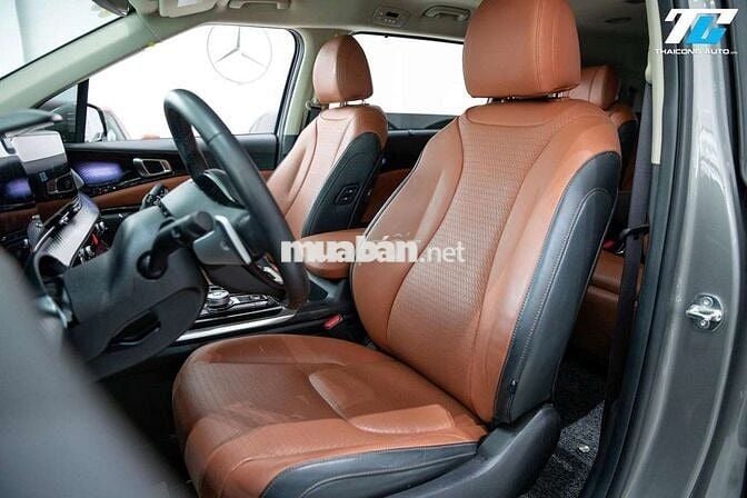 KIA CARNIVAL 2.2D PREMIUM 7S 2025 - 22000 km