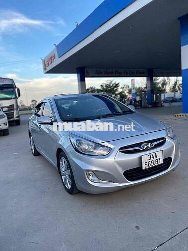 Hyundai Accent 2011 1.4 MT - 140000 km
