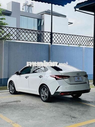 Hyundai Accent 2021 1.4 AT Special - 50000 km