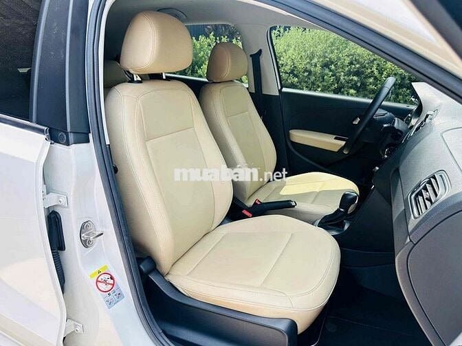 Volkswagen Polo Hatchback 2020 XE CTY XUẤT HOÁ ĐƠN