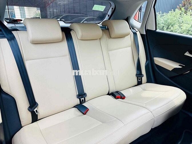 Volkswagen Polo Hatchback 2020 XE CTY XUẤT HOÁ ĐƠN