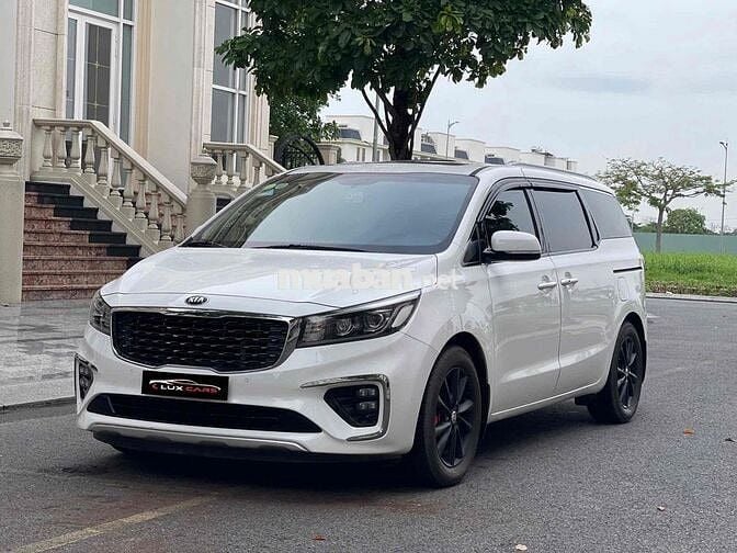 Kia Sedona 2019 2.2 DAT Luxury - 107000 km