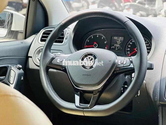 Volkswagen Polo Hatchback 2020 XE CTY XUẤT HOÁ ĐƠN