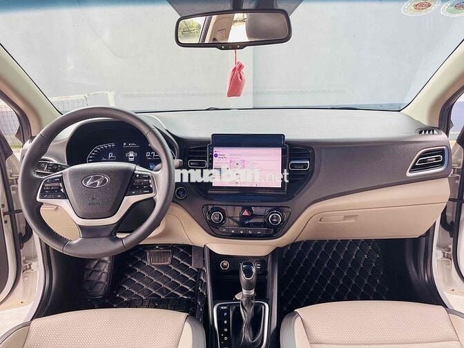 Hyundai Accent 2021 1.4 AT Special - 50000 km