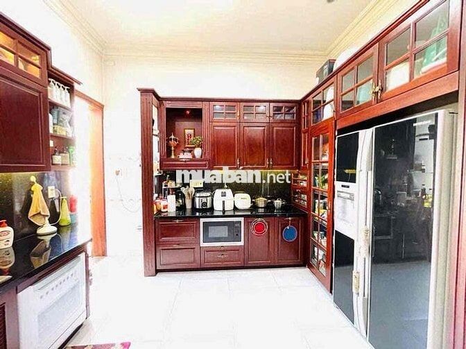 CHO THUÊ BIỆT THỰ NỘI THẤT CAO CẤP LÔ GÓC XỊN