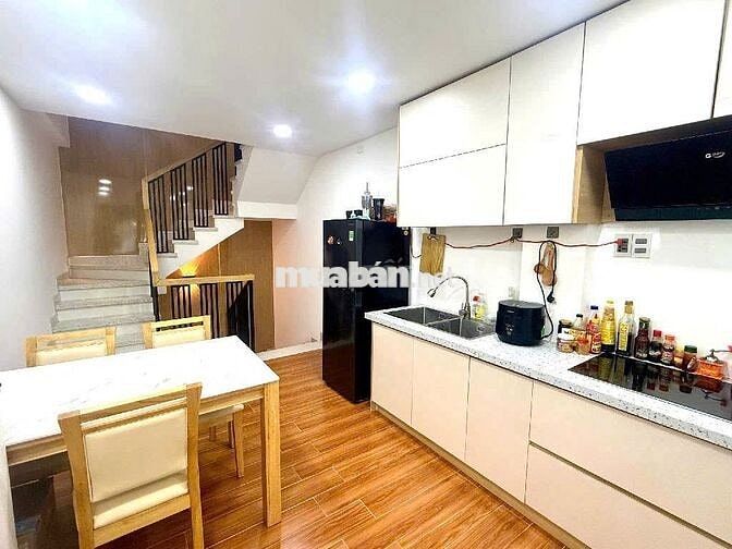 Mặt Tiền Cô Giang Phú Nhuận chỉ 8,7 tỷ