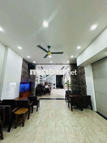 Nhà Đẹp 5 Tầng — Gần Hoà Bình, Lê Văn Quới (6m x 18m) Đông