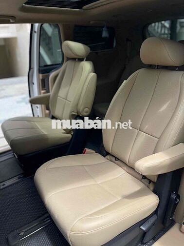 Kia Sedona 2019 2.2 DAT Luxury - 107000 km
