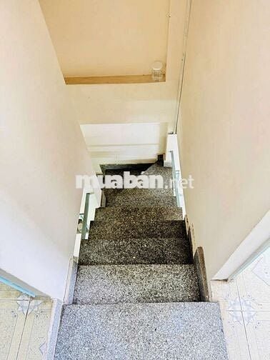 BÁN NHÀ 2lầu-2pn. ĐS27, P6, GÒ VẤP. DT: 3x10m. GIÁ: 3.68TỶ.shr