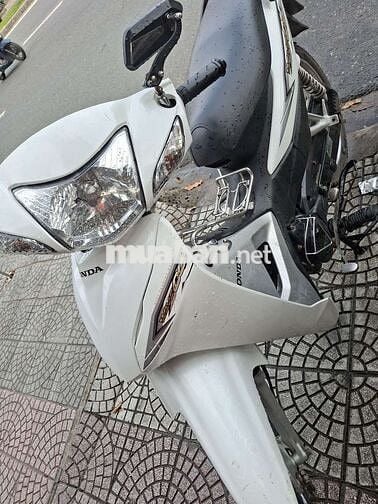 bán xe wave trắng đep rin keng 9 chủ