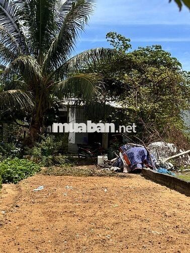 Điện Nam Bắc – Điện Bàn Đông – TP Đà Nẵng trục bê tông oto tới nơi.