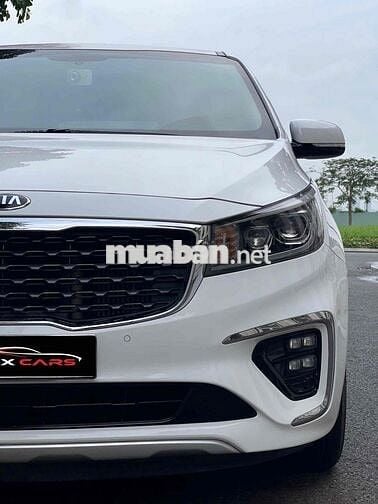 Kia Sedona 2019 2.2 DAT Luxury - 107000 km