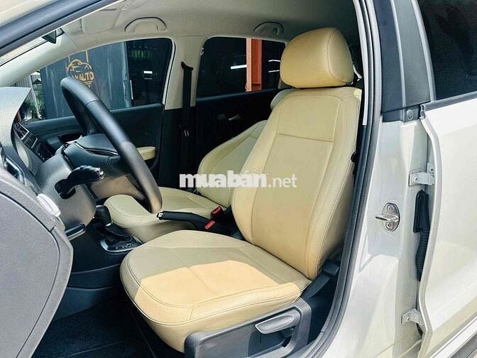 Volkswagen Polo Hatchback 2020 XE CTY XUẤT HOÁ ĐƠN