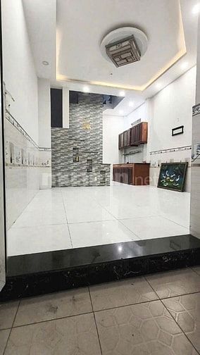 CHO THUÊ NHÀ 2 MT HẺM THÔNG 4M. SAU 1 CĂN MT LÊ VĂN THỌ. GIÁ 10TR/TH