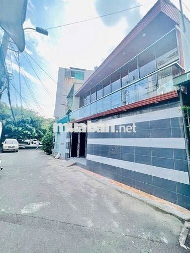 Nhà Bán 1 trệt 1 lầu hẻm xe hơi quận 11 35m2 nhà đẹp ở liền